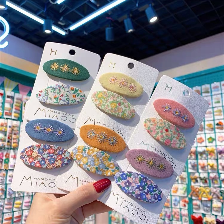 Baby Products Set - 2 ピース/セット女の子のヘアクリップベビープリンセス甘い花シリーズヘアピン幼児ファッション韓国小さなバングサイドクリップ帽子