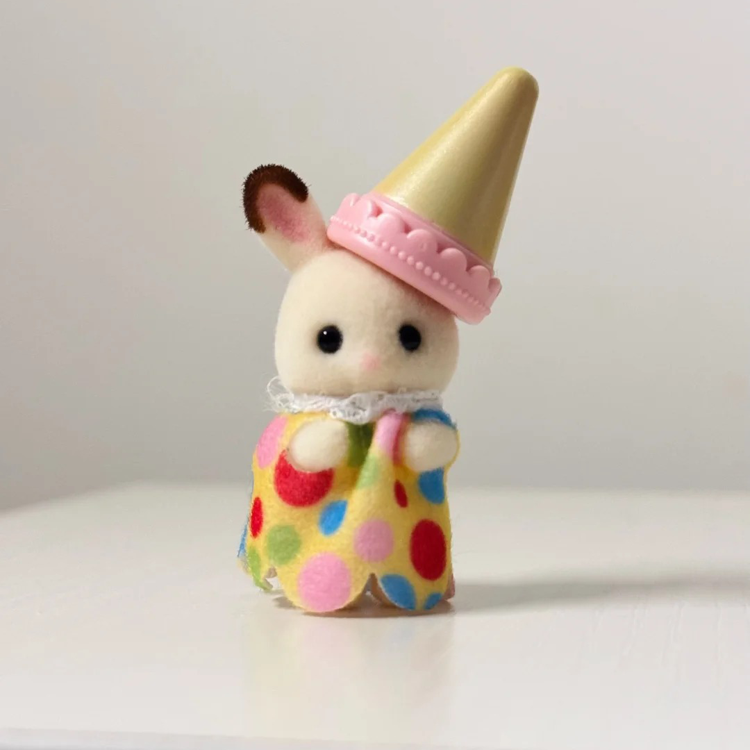 在庫あり シルバニアファミリー アニメフィギュア ミニベビー - Baby Products Set のレビューと価格